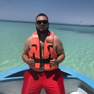 Meet your Posher, Miguel